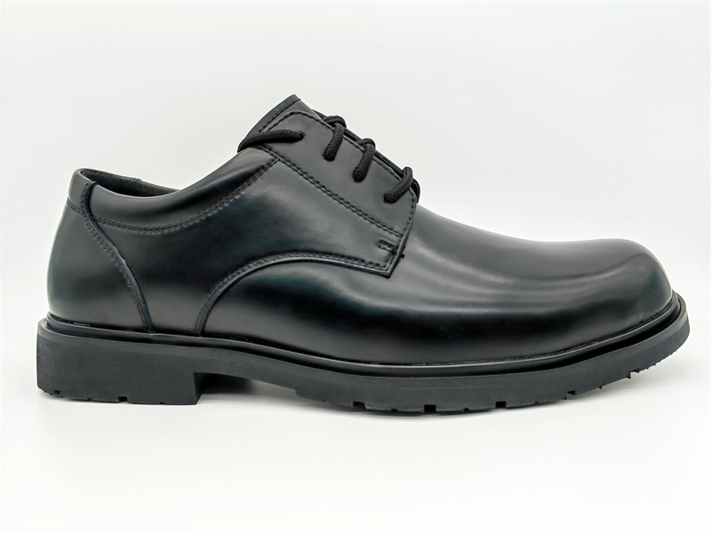 Sapatos Oxford clássicos de couro masculinos pretos de alto brilho