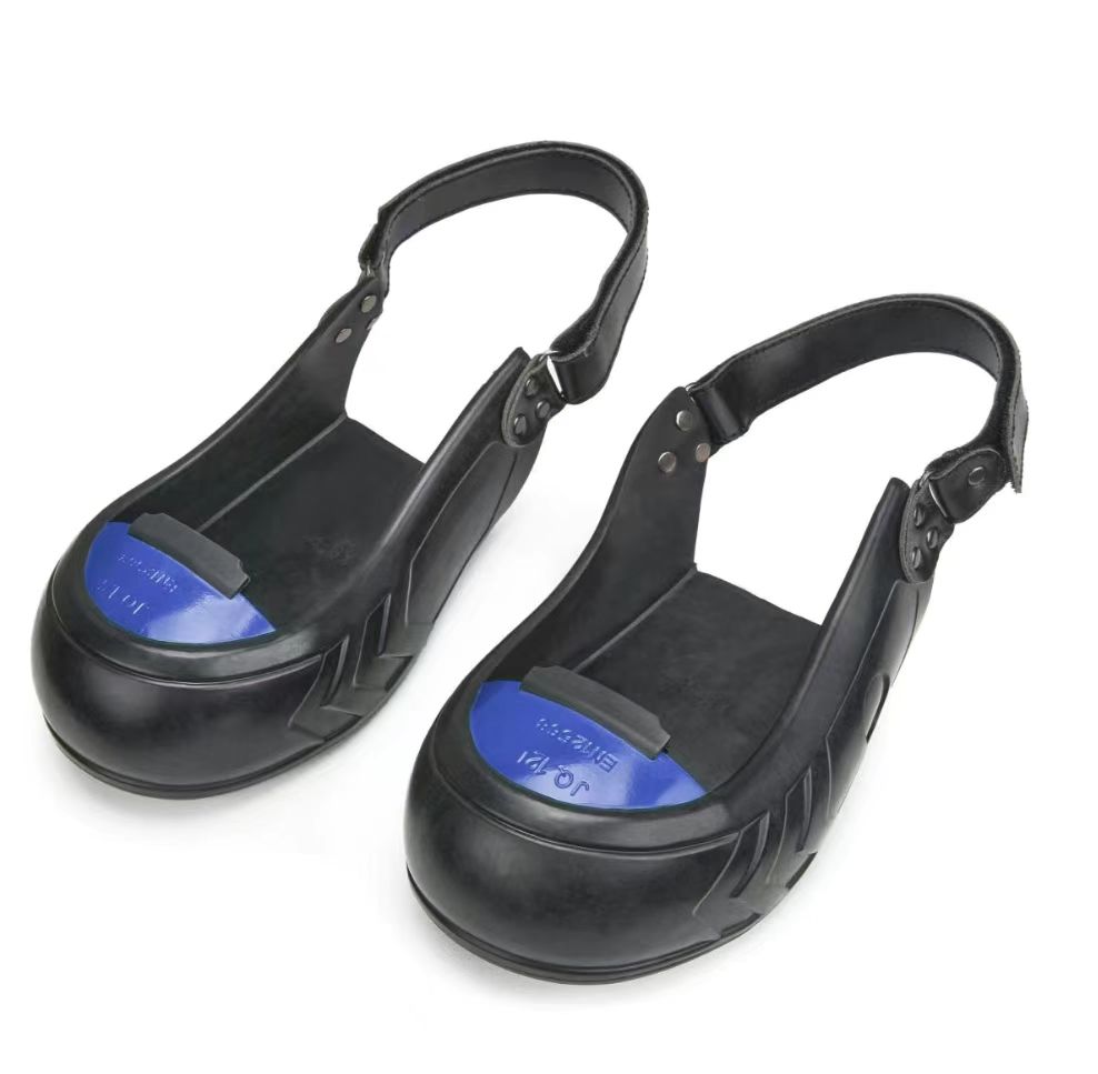 Calçados de segurança ou sapatos de segurança: qual é a escolha certa para visitantes?